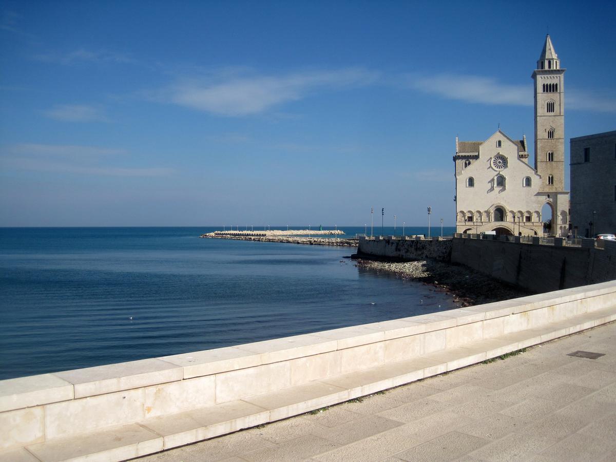 Borgo Marsala Bed and Breakfast Trani Buitenkant foto